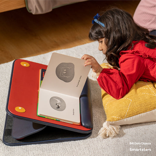 Meerkat Book & Laptop Stand